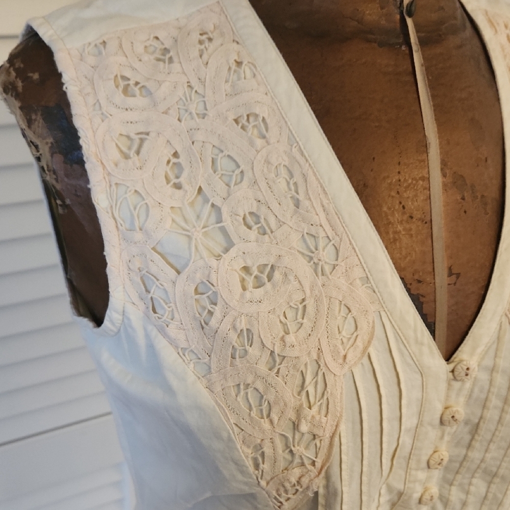 The Territory Ahead Cream Midi Dress with V-Neck and Airy Cotton Fabric - Picture 5 of 13